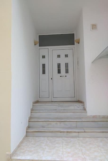 Vion Place Pilos ภายนอก รูปภาพ